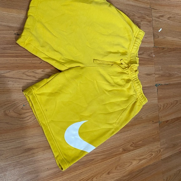 Available - Picture 2 of 3